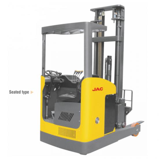 reach lift forklift