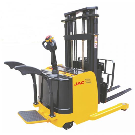 reach stacker forklift